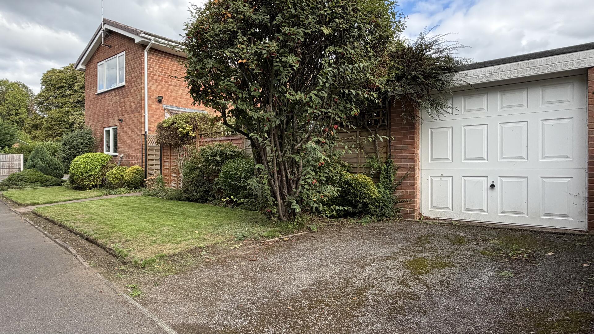 Lynwood Drive, Blakedown, Kidderminster